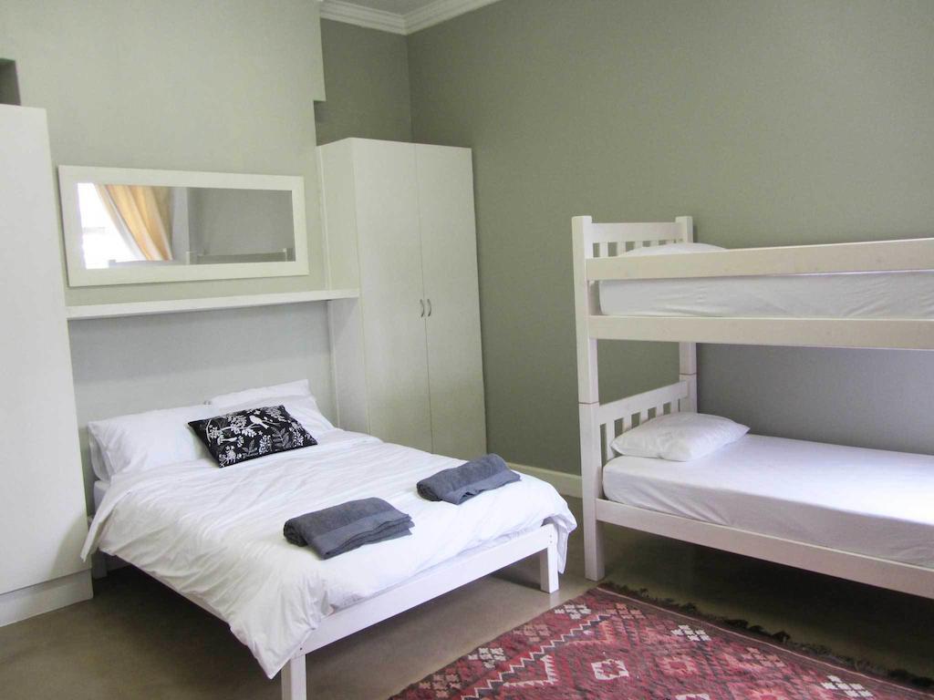 Observatory Backpackers Hostel Cape Town Bilik gambar